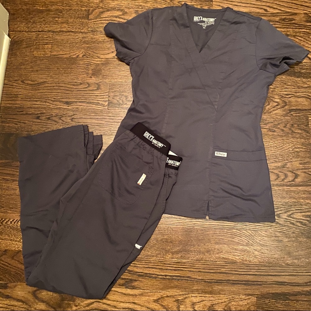 Greys anatomy scrubs